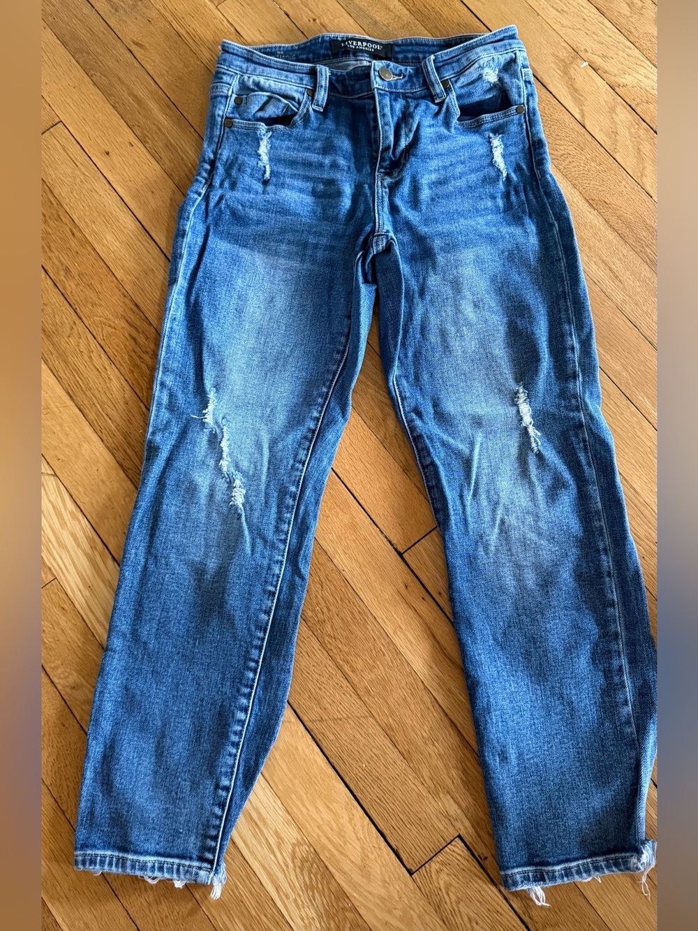 Liverpool Women’s Medium Blue Distressed Jeans “The Crop Straight” Size 2
